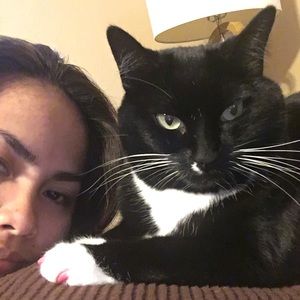 Meet your Posher, Ana